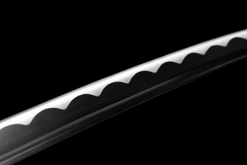 katana noir et or