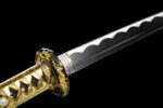 katana noir et or
