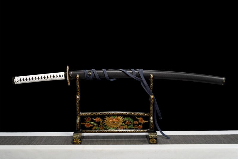 katana noir et blanc