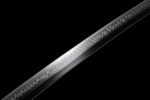 katana noir et blanc