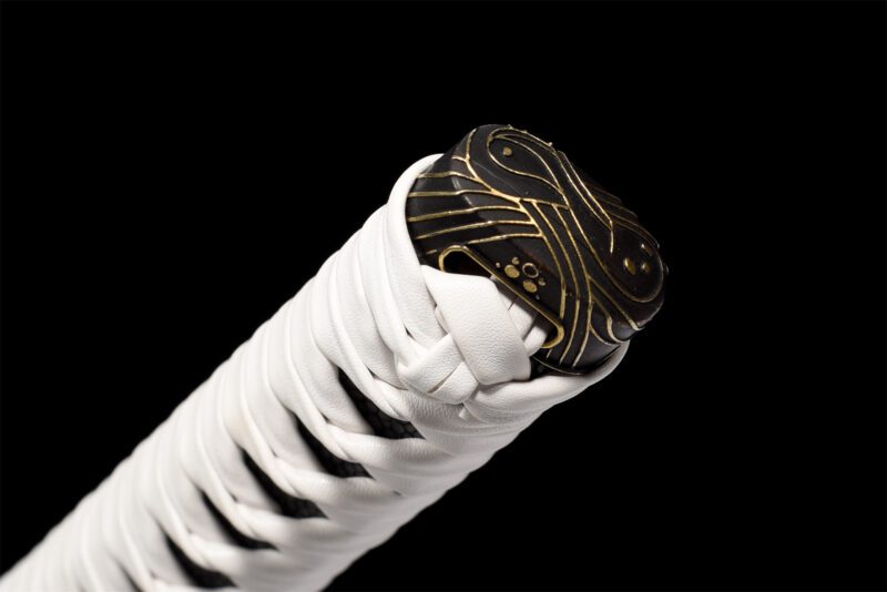 katana noir et blanc